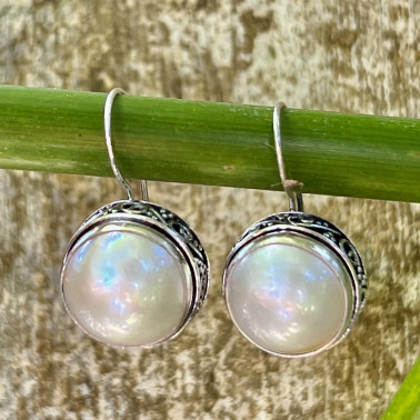 ER 15287 WPL-(HANDMADE 925 BALI STERLING SILVER EARRINGS WITH WHITE MABE PEARL)